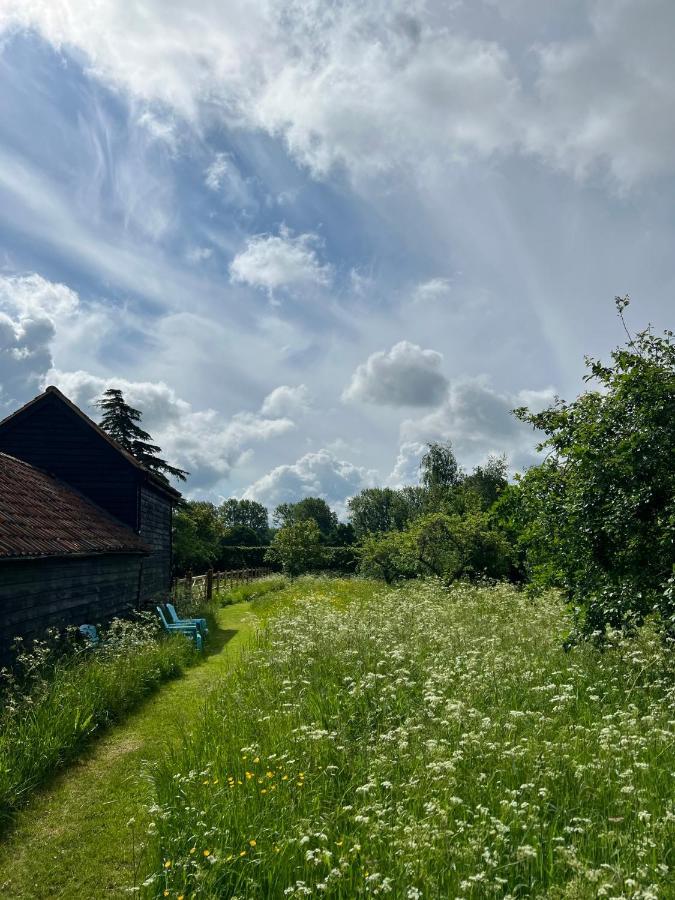 Gorgeous Comfortable Barn With Huge Private Orchard In Quiet Suffolk Location Depden エクステリア 写真